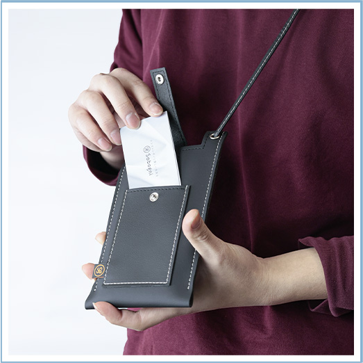 カード収納OK スマホポーチ